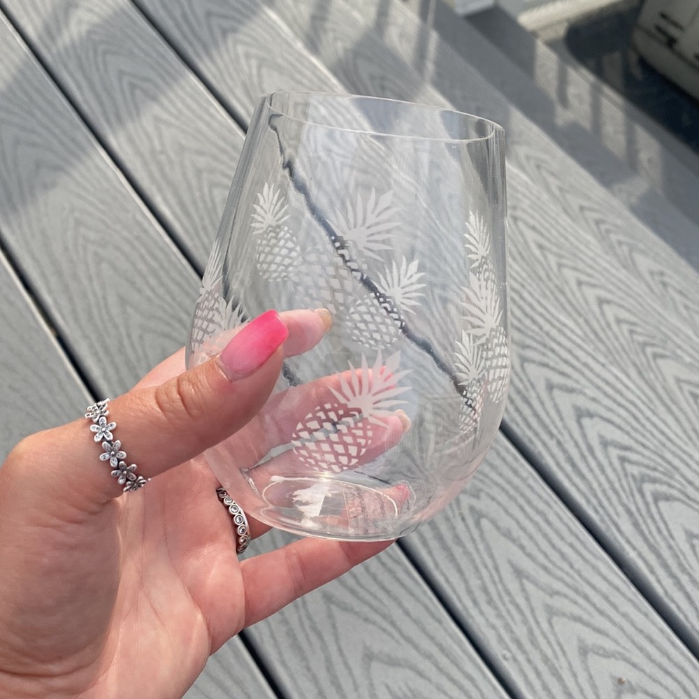 clear pineapple wine glasses